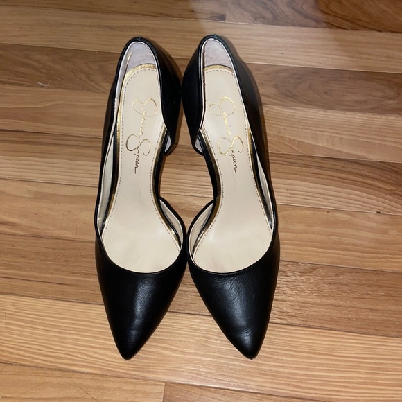 Jessica Simpson Black Heels - Picture 2 of 7